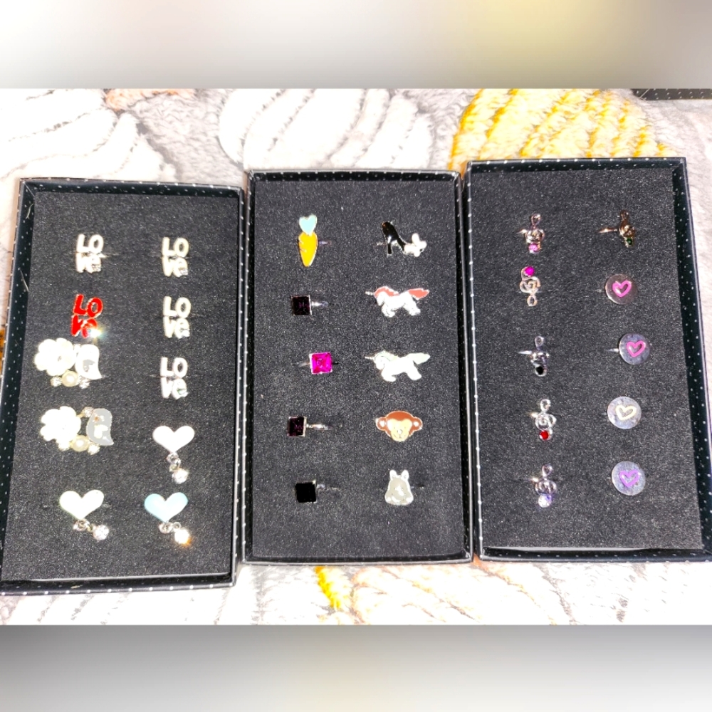 Paparazzi girlie resizable rings